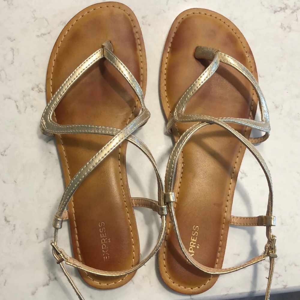 Express sandals